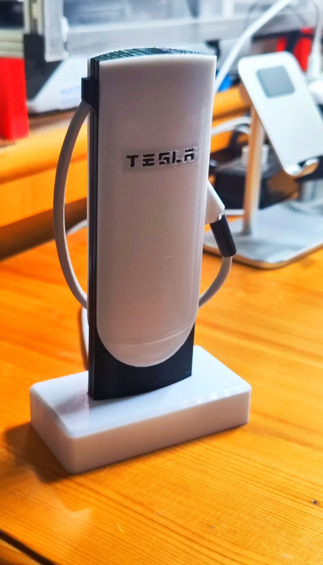 特斯拉今年将在国内布局V4超充站:最高功率350kW 支持第三方车型