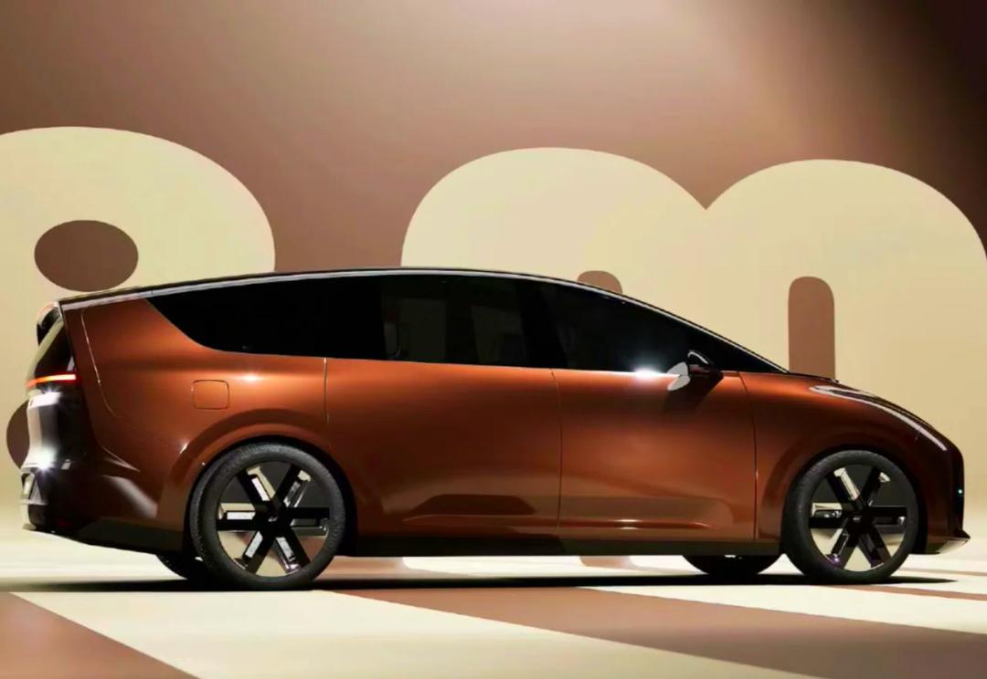 首款纯电中大型六座SUV 新车色+新座椅？理想i8俯视图发布