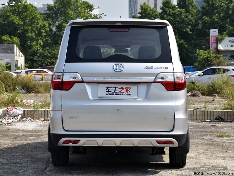 成都SWM斯威X3最高降0.20万 最低仅售5.68万