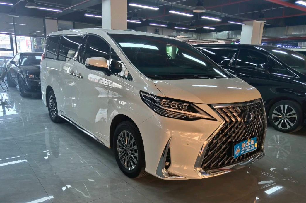 平行进口雷克萨斯LM亚洲版最高降31万 最低仅售128万